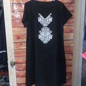 Poly/spandex dress 1/4 sleeve.